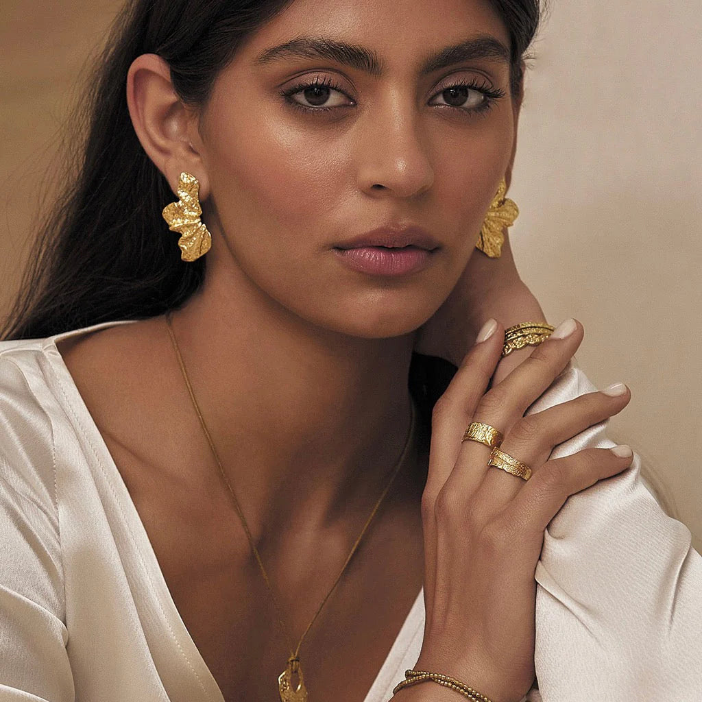 Stassia Earrings | Gold
