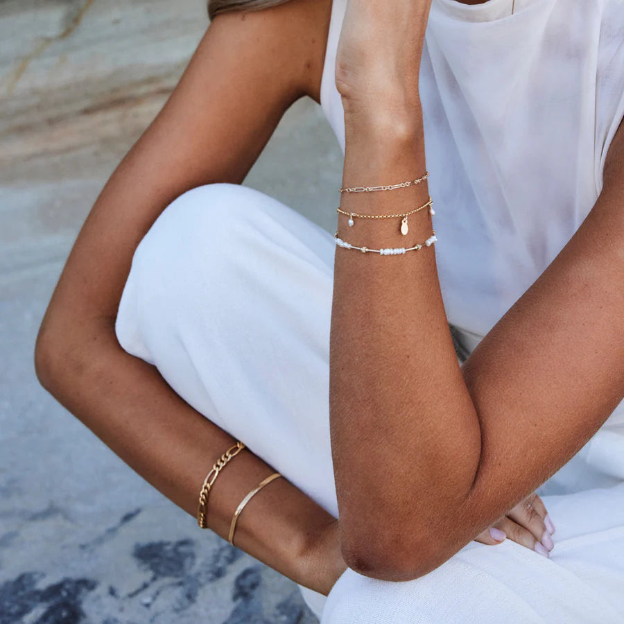 Hatti Freshwater Pearl Bracelet | Gold