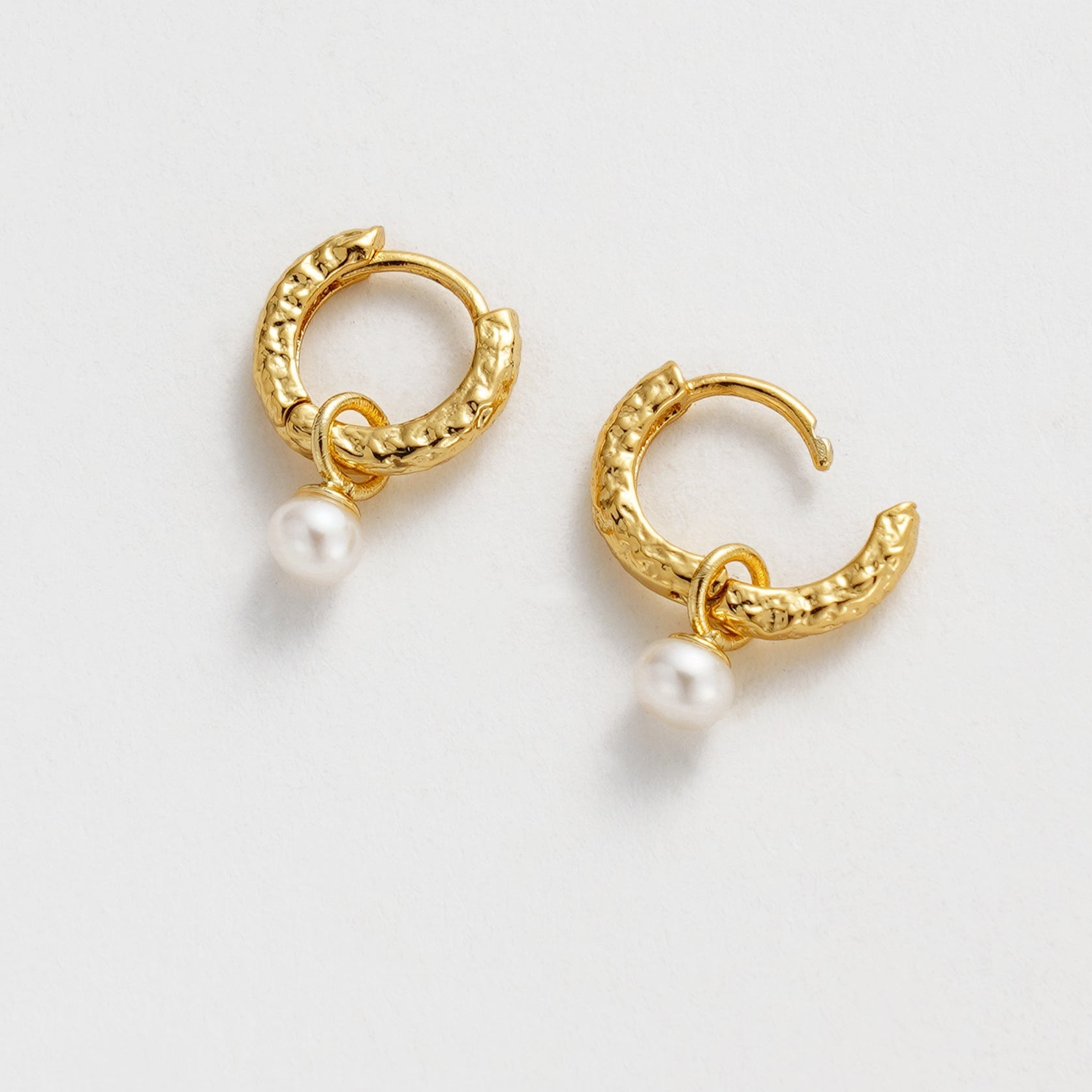 Emery Pearl Earrings | Gold