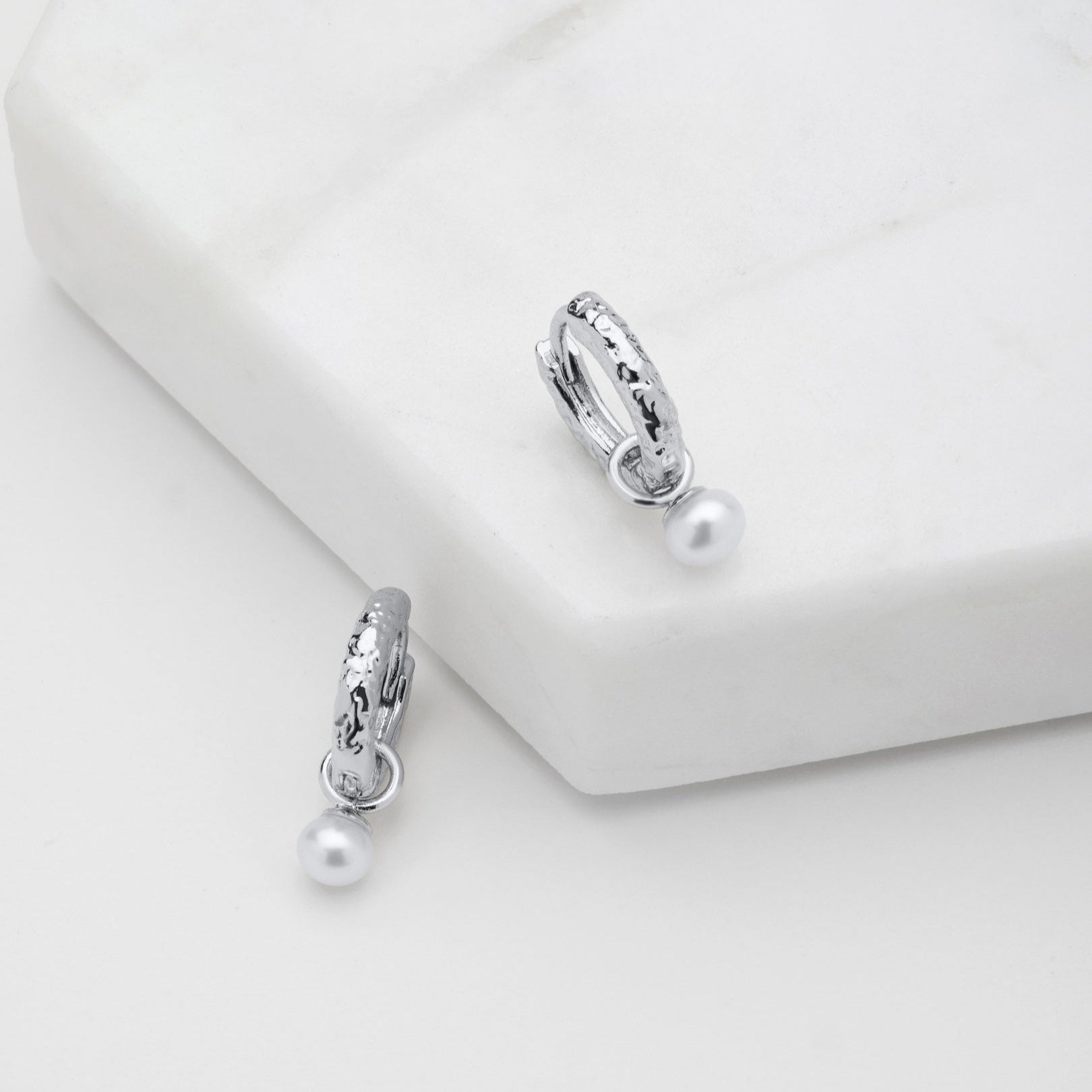 Emery Pearl Earrings | Silver