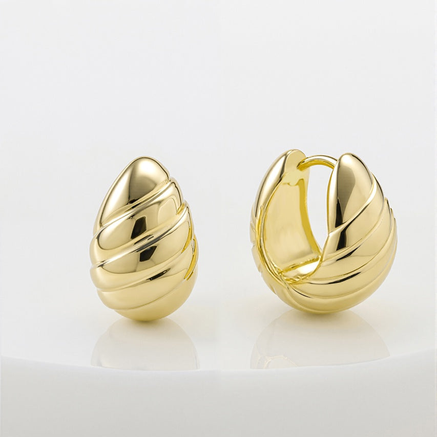 Bronte Huggie | Gold
