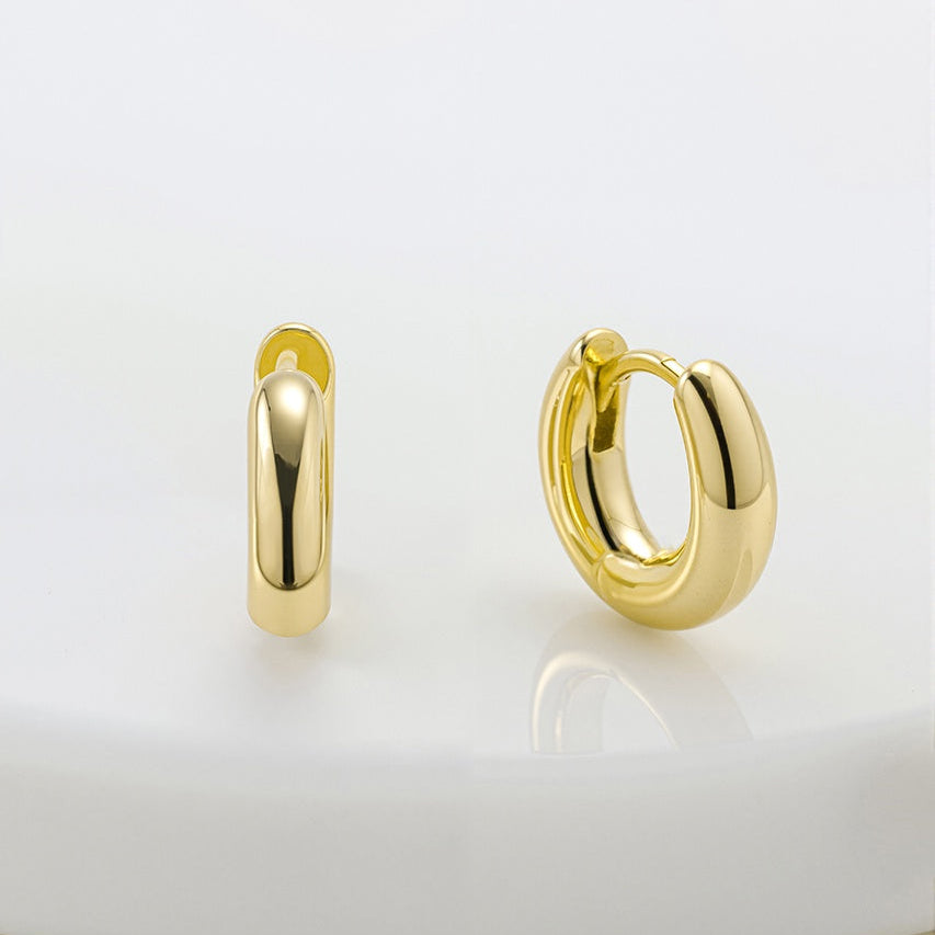 Kendall Huggie | Gold