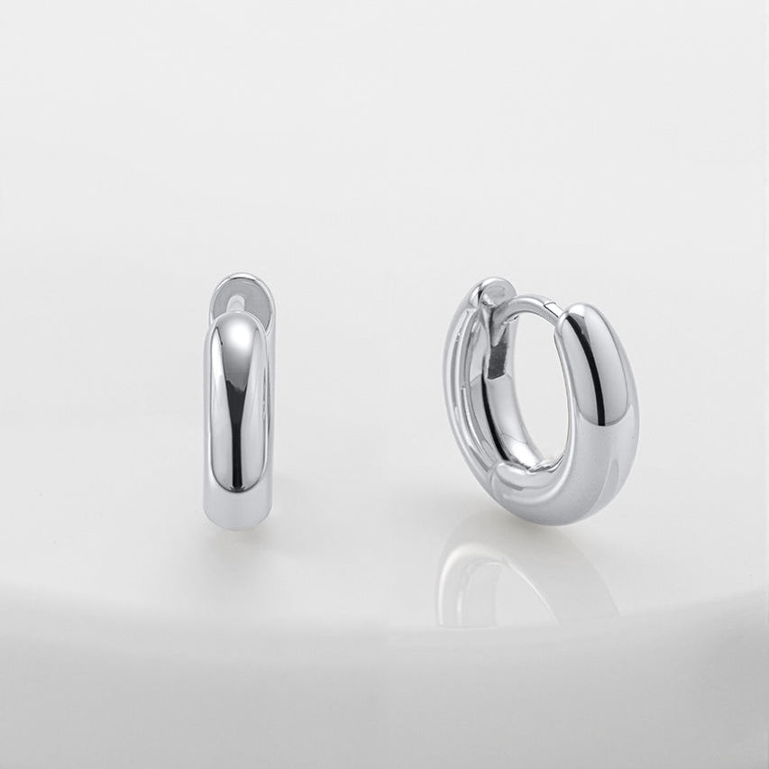 Kendall Huggie | Silver