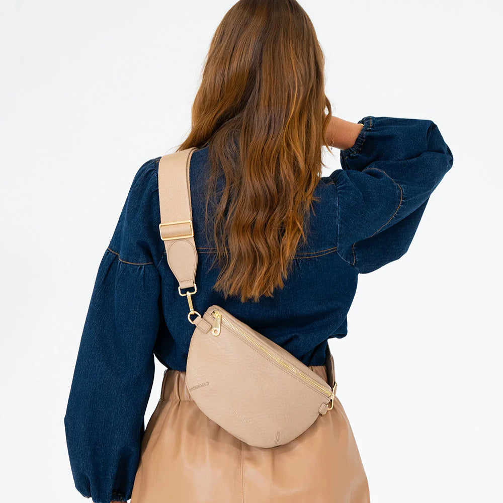 Alamo Sling Bag | Latte