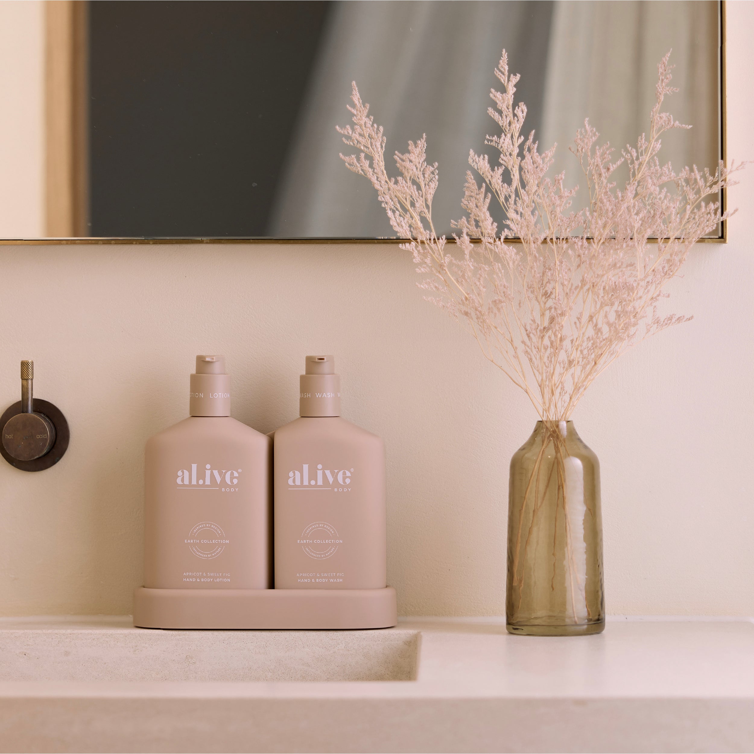 Apricot & Sweet Fig Wash & Lotion Duo + Tray