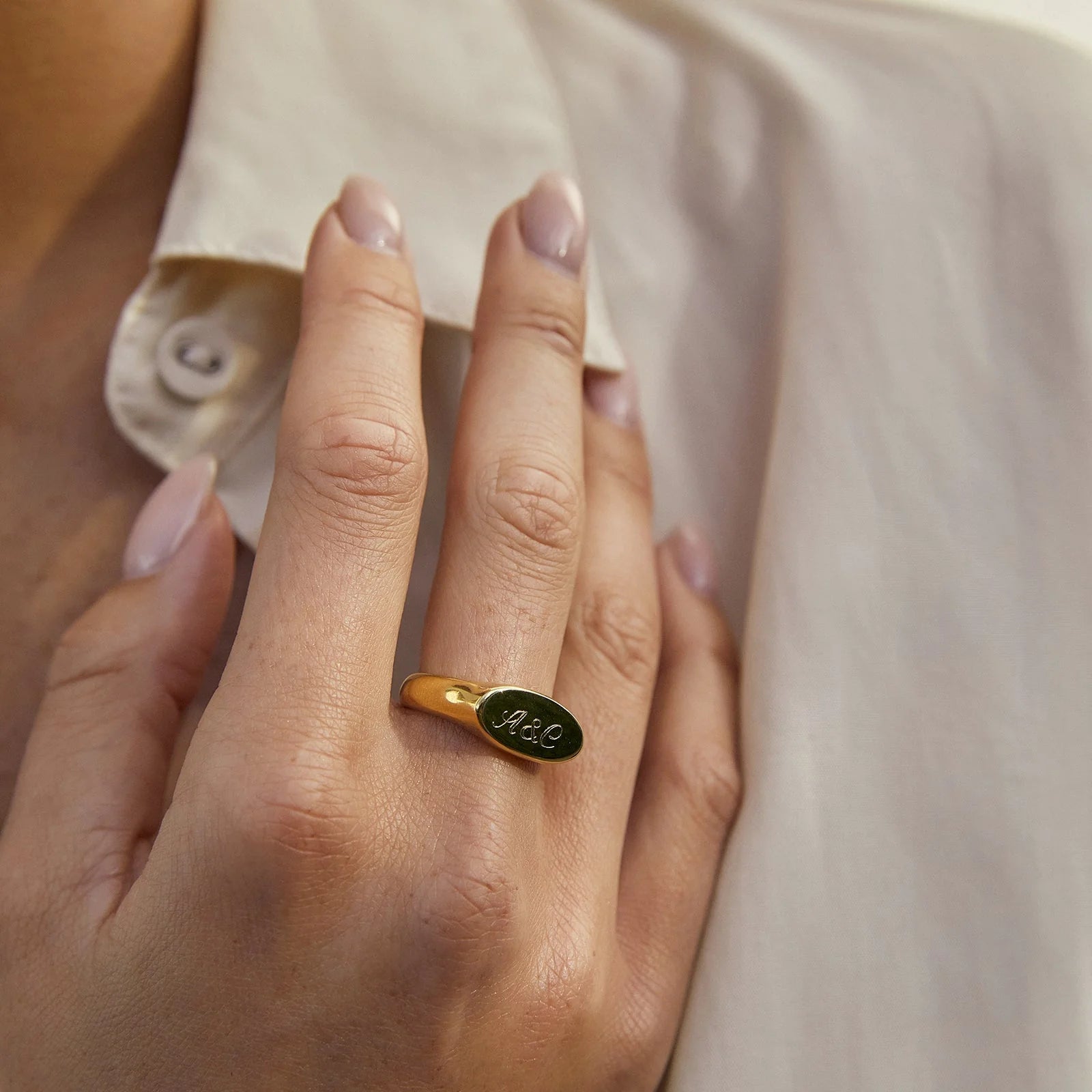 Aster Signet Ring | Gold