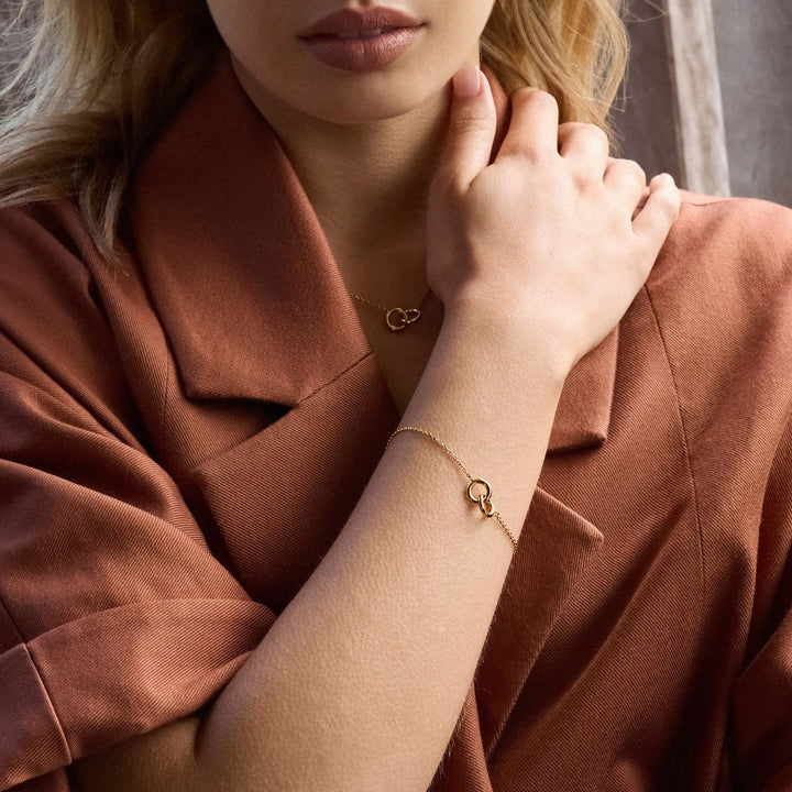 Embrace Bracelet | Gold
