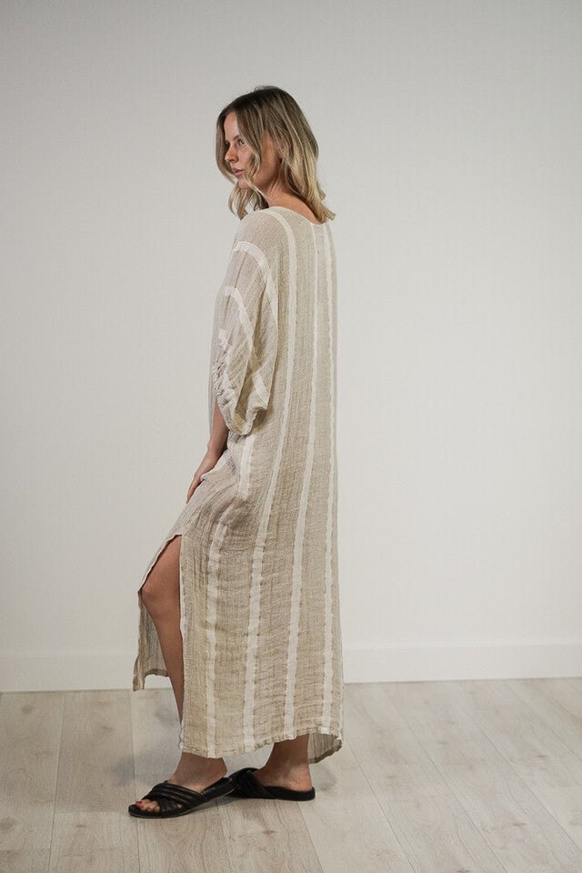 Rosa Kaftan | Natural White w/ Gold Strand