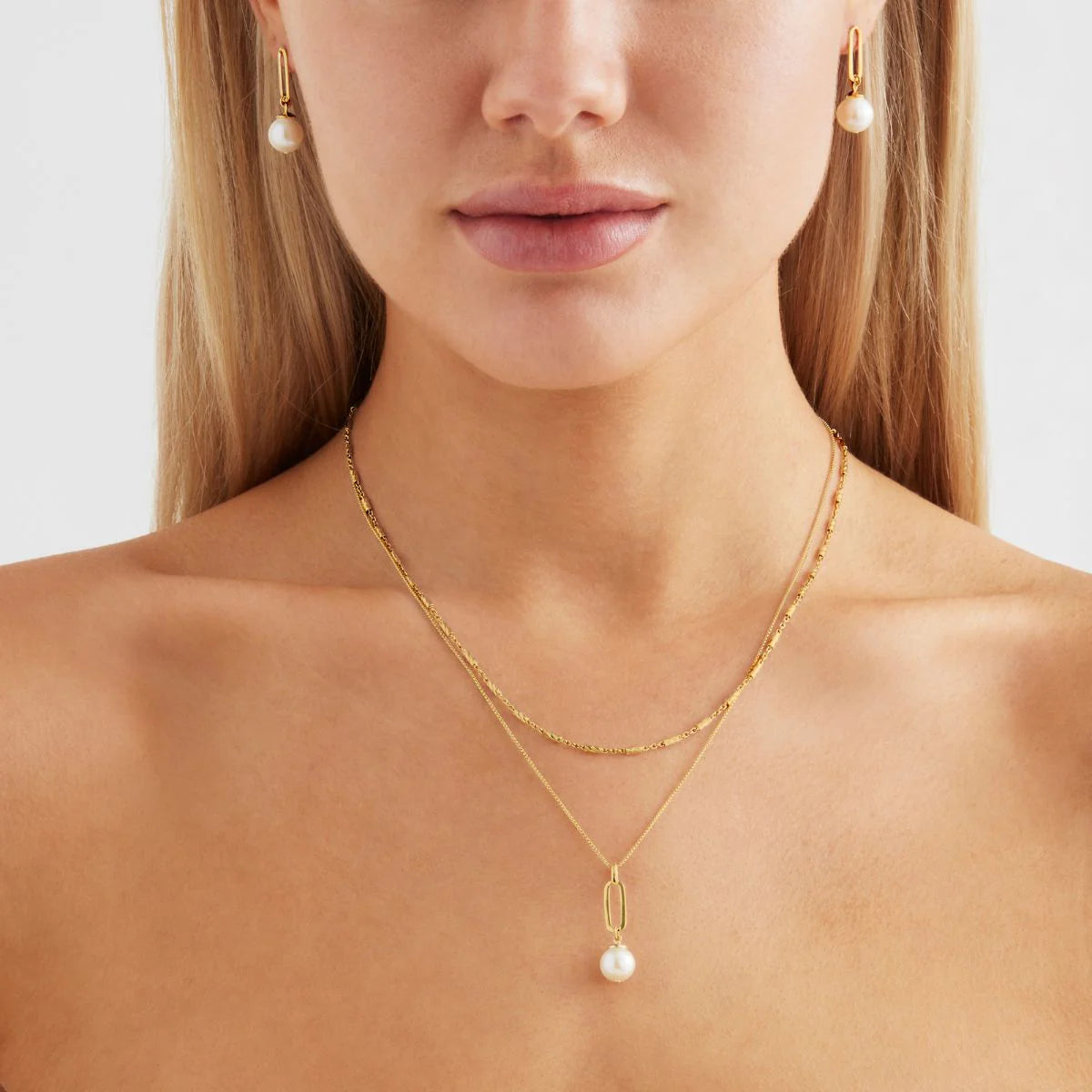 The Enchantress Pearl Drop Stud Earrings | Gold