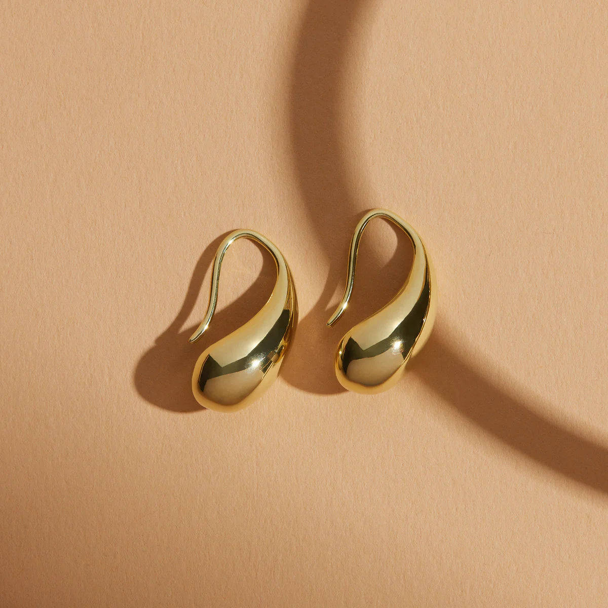 Eau Earrings | Gold