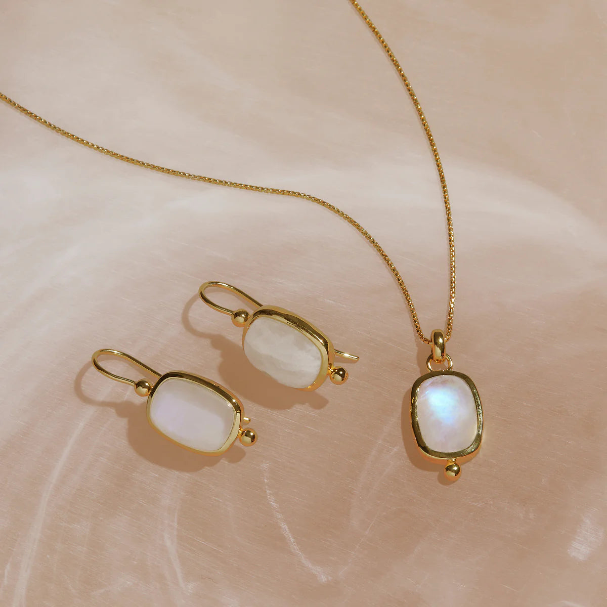 Fleur Rainbow Moonstone Earrings | Gold