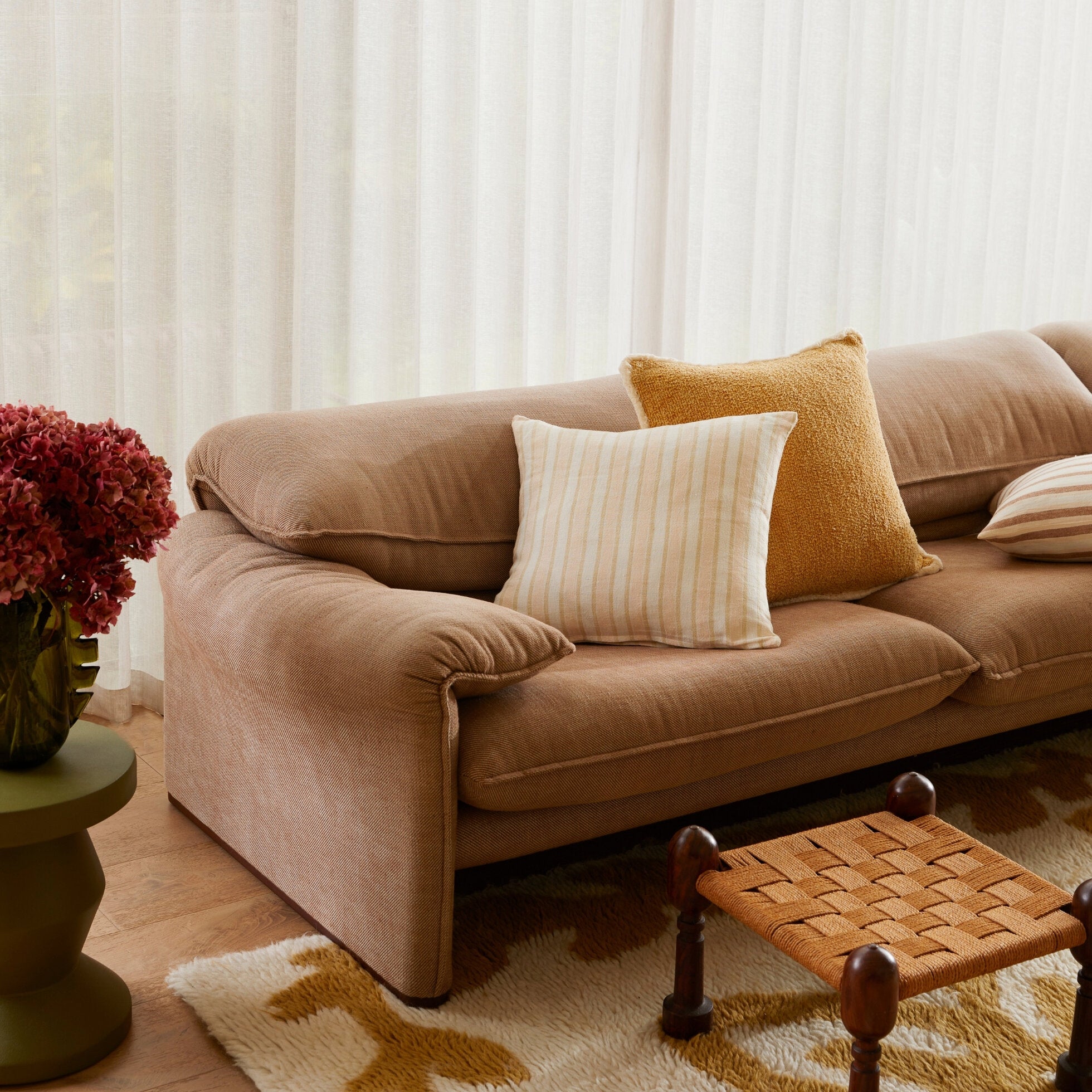Linear Buff Cushion