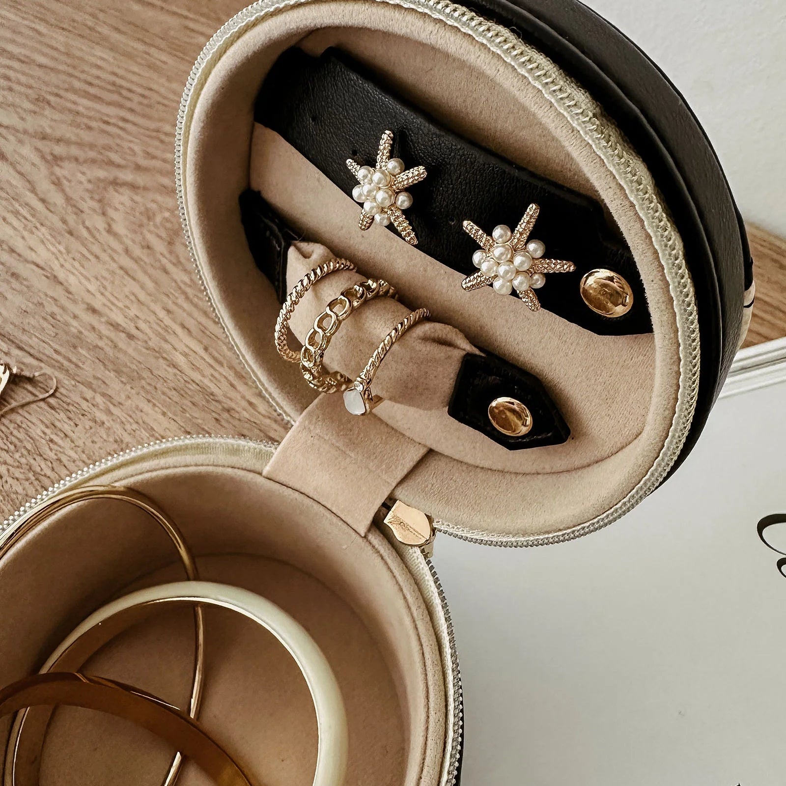Loz Jewellery Box | Canvas/Black
