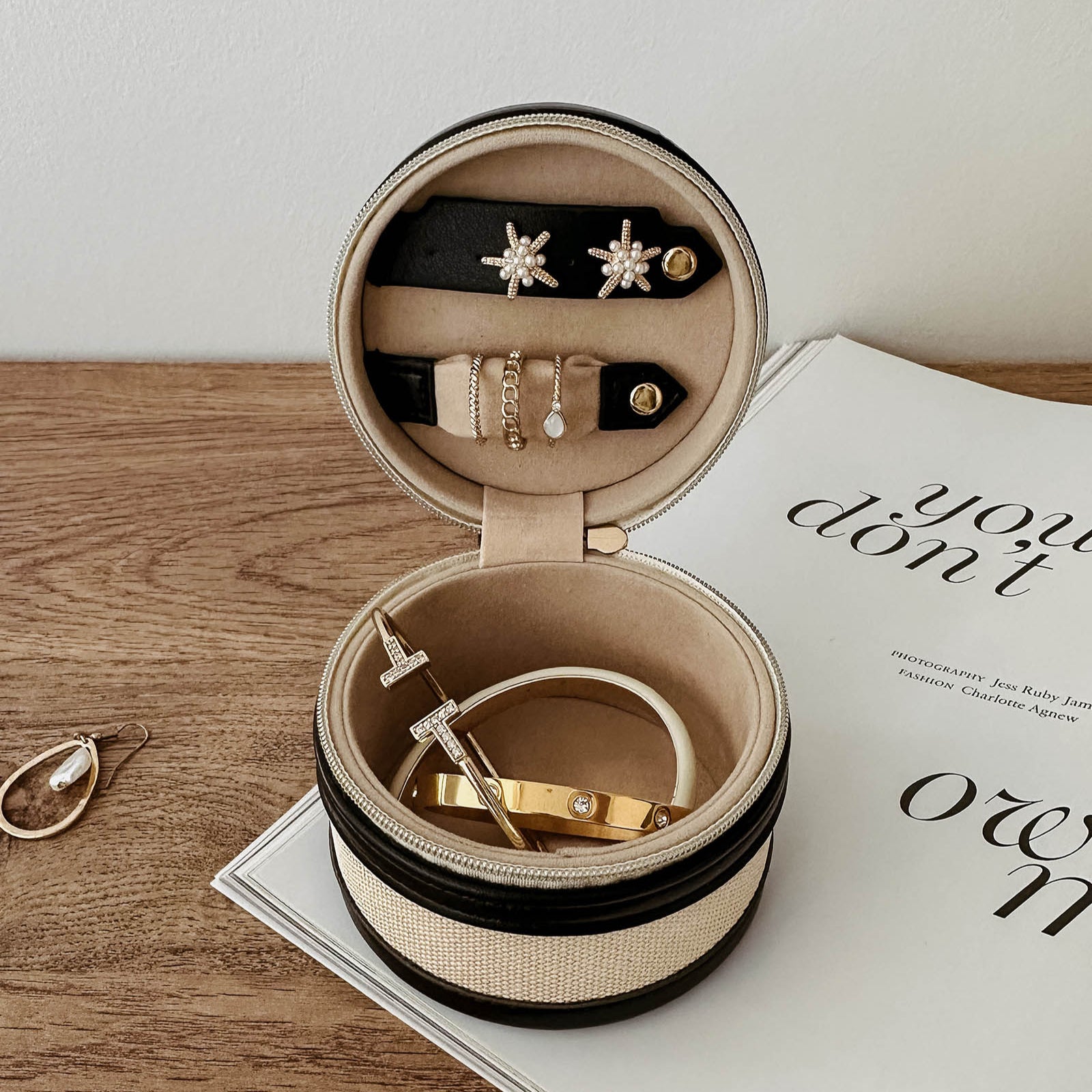 Loz Jewellery Box | Canvas/Black