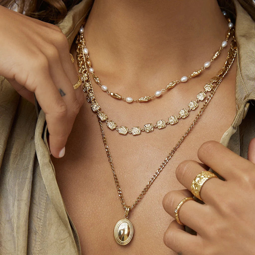 Emilia Necklace | Gold
