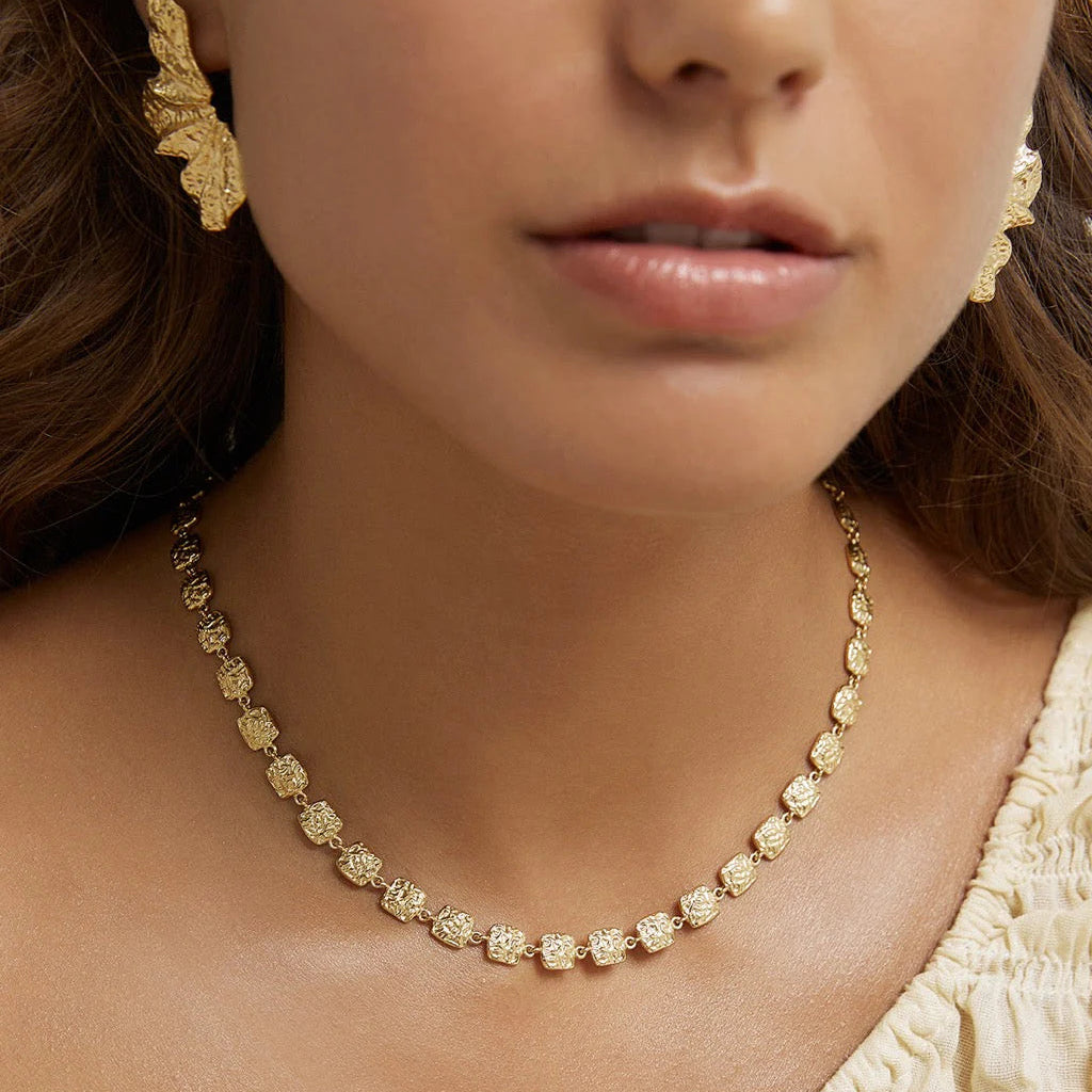 Emilia Necklace | Gold