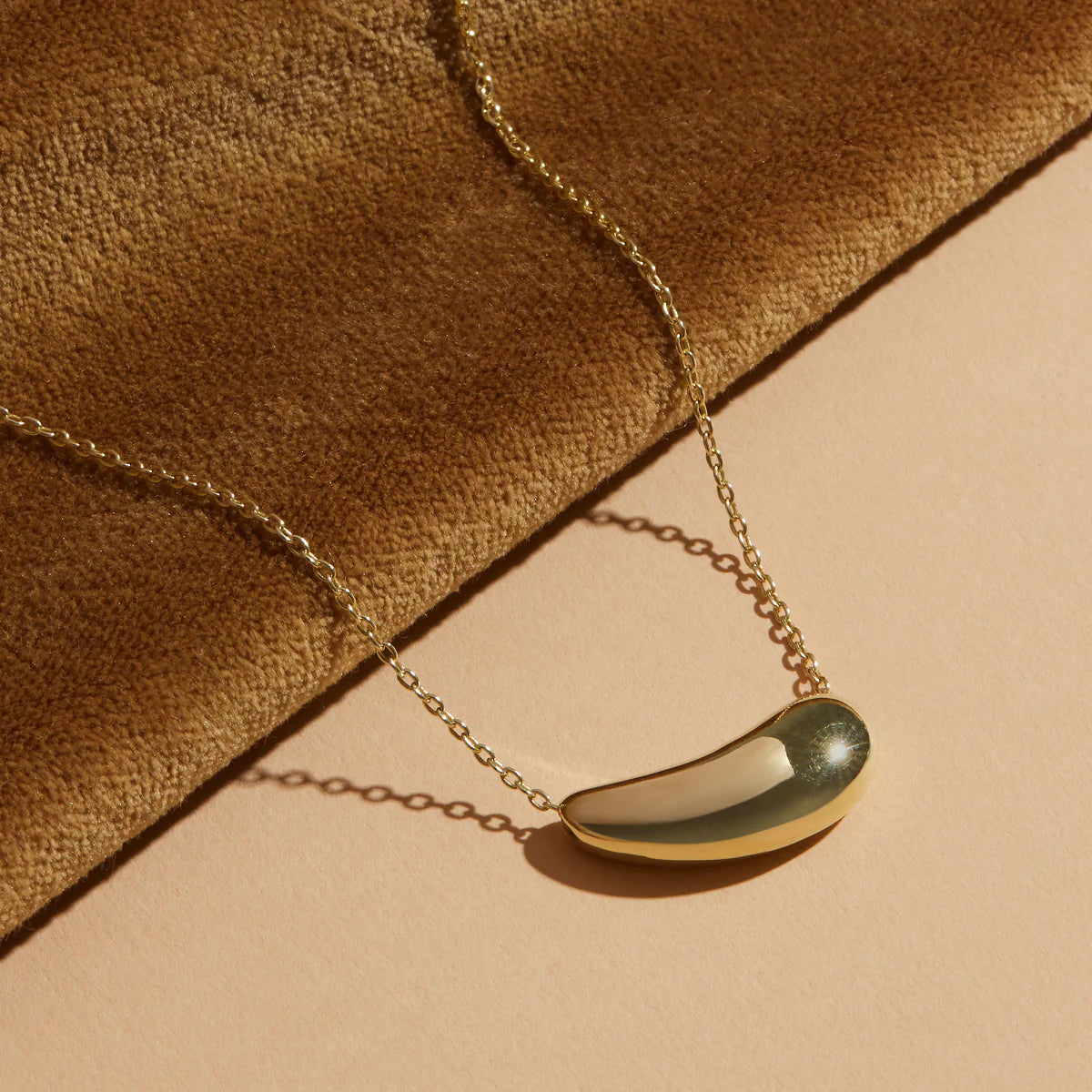 La Muse Necklace | Gold
