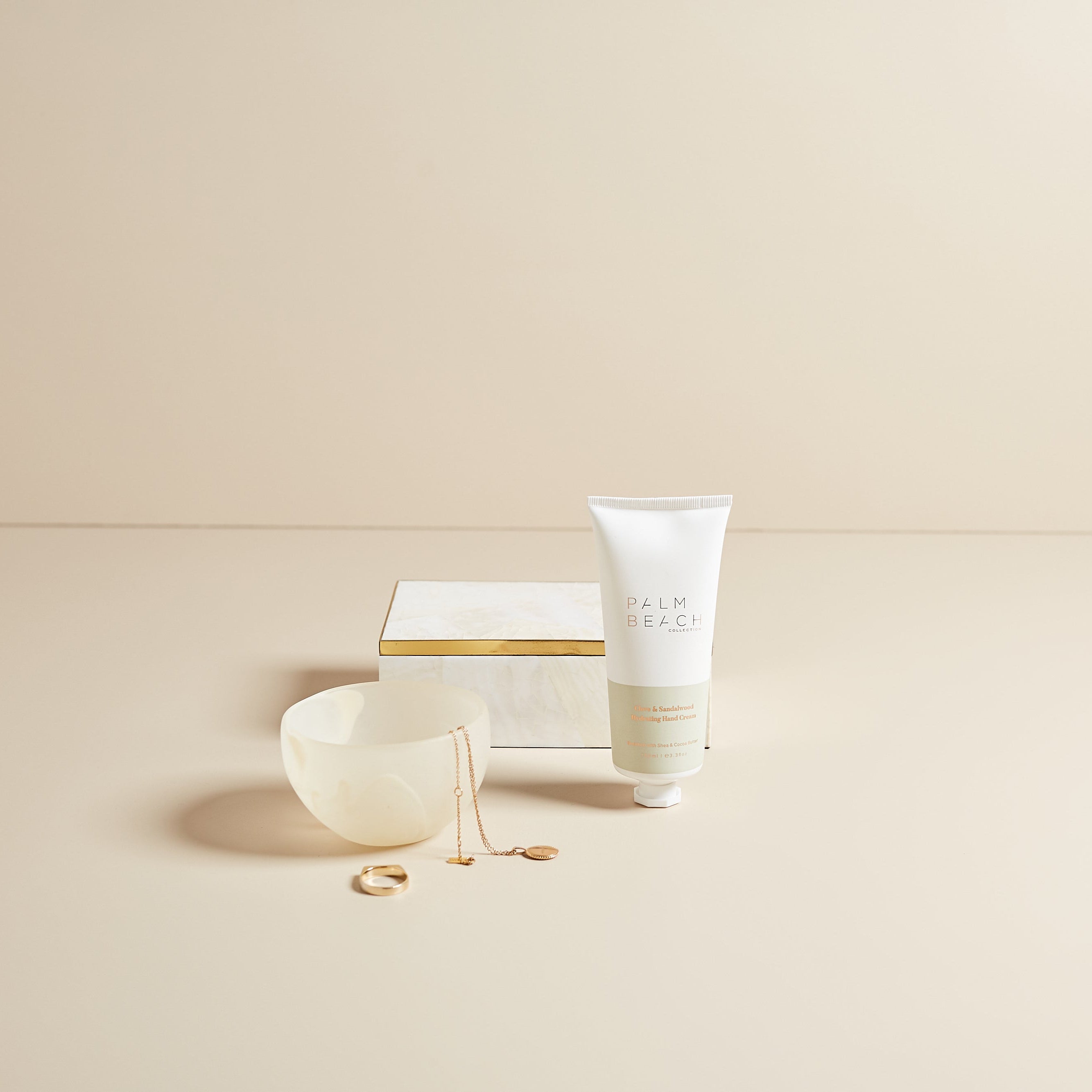Clove & Sandalwood Hydrating Hand Cream