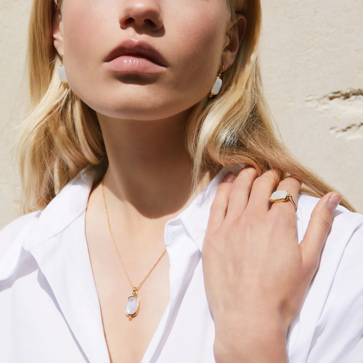Fleur Rainbow Moonstone Earrings | Gold