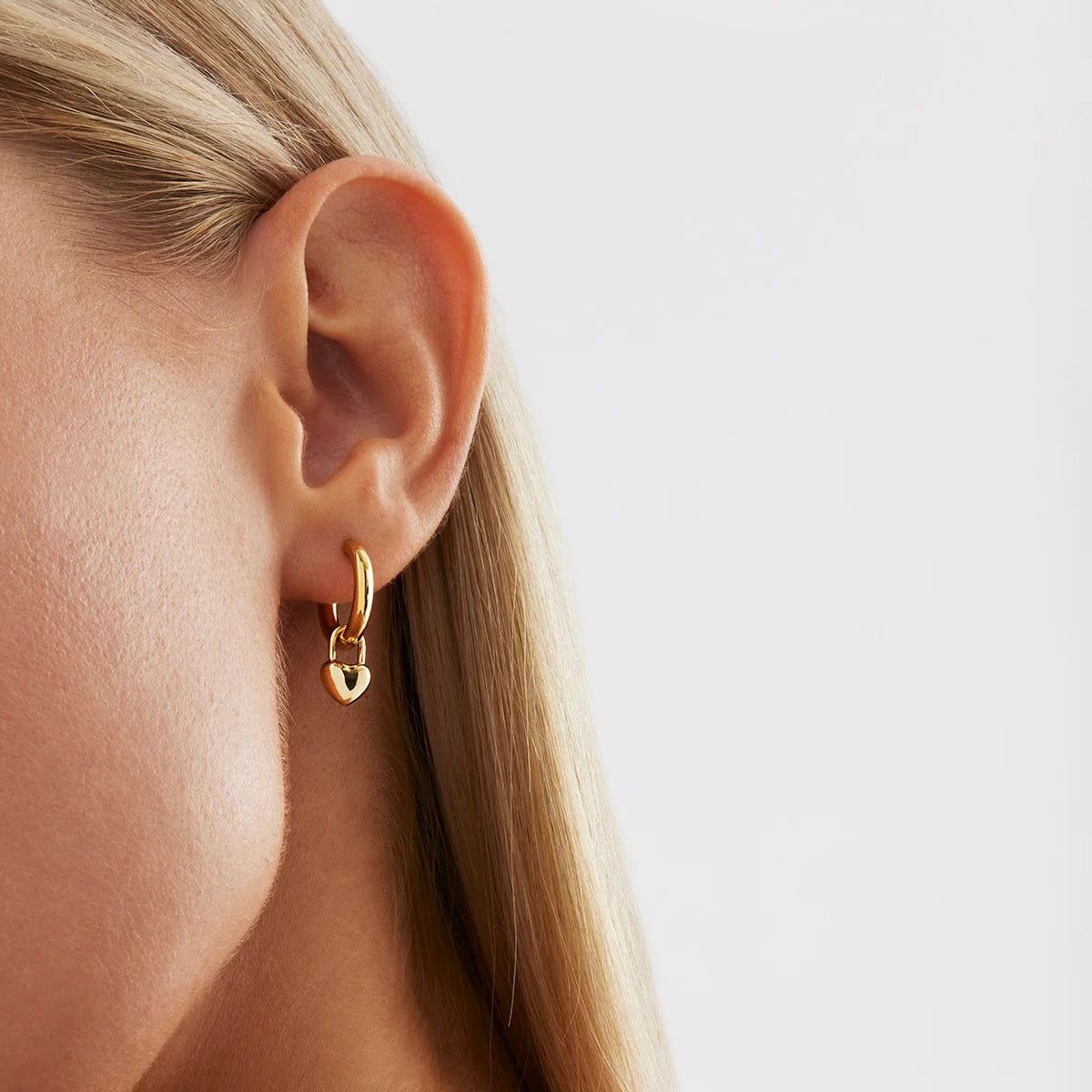 Amore Hoop Earrings | Gold