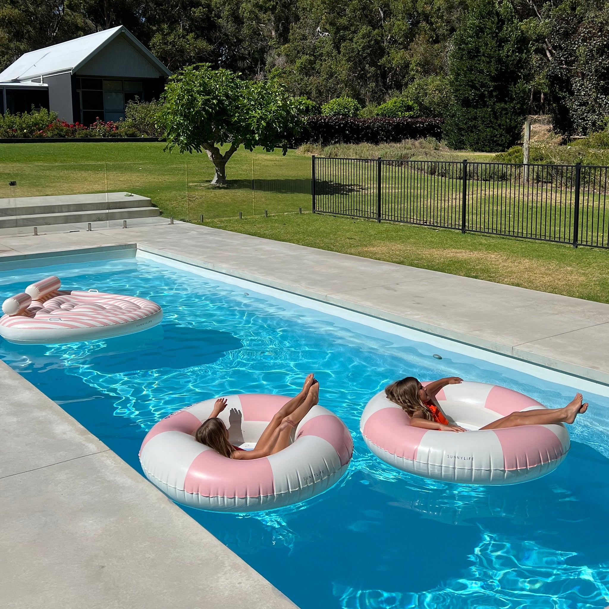 Luxe Tube Pool Ring Stole My Heart Pink Stripe