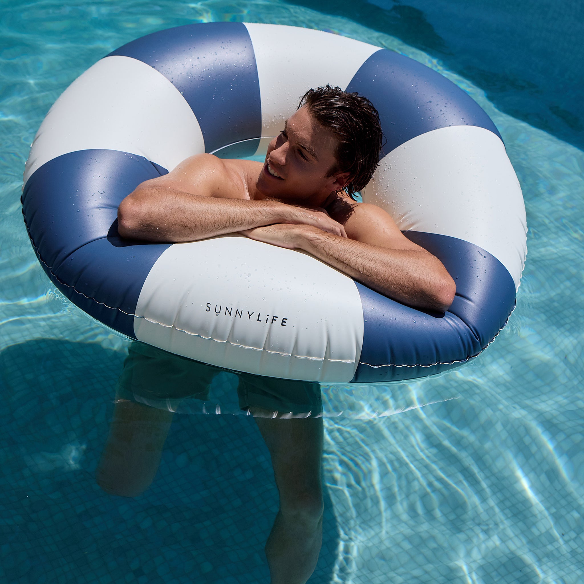 Tube Pool Ring Navy Stripe
