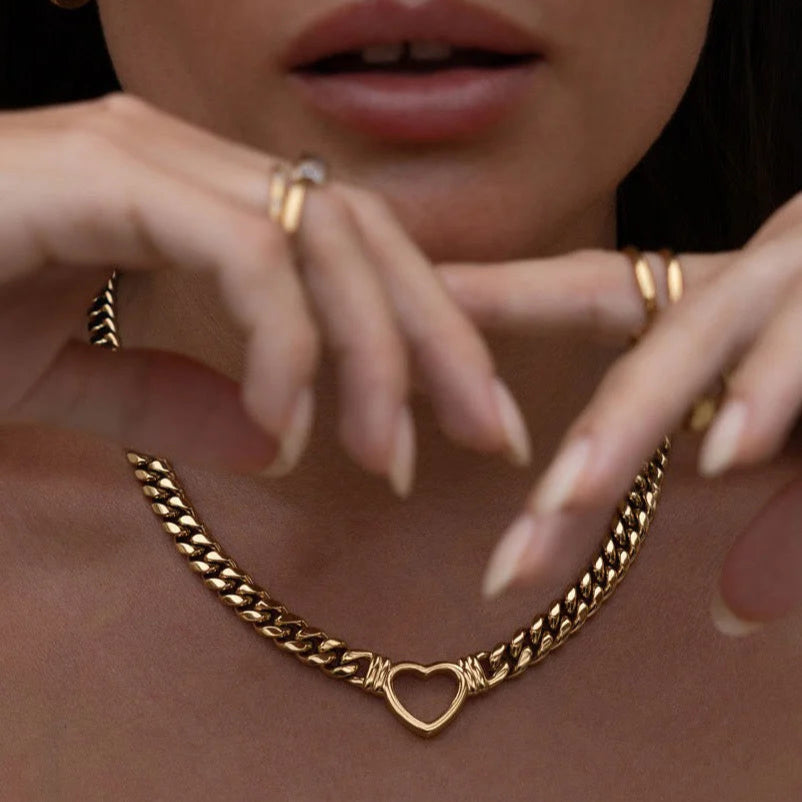 Valentine Necklace | Gold