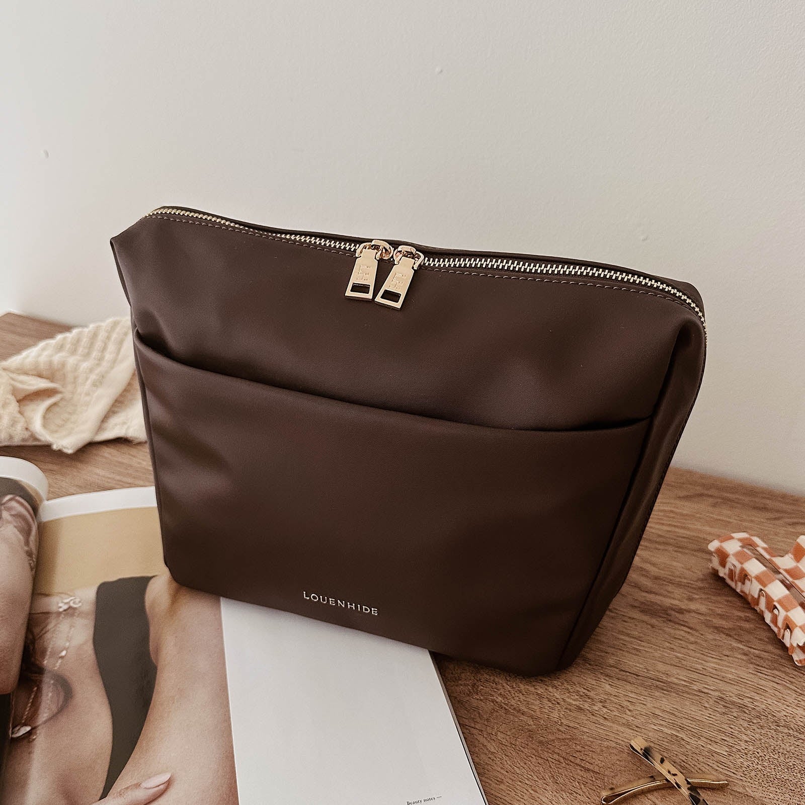 Vanessa Cosmetic Bag | Chocolate
