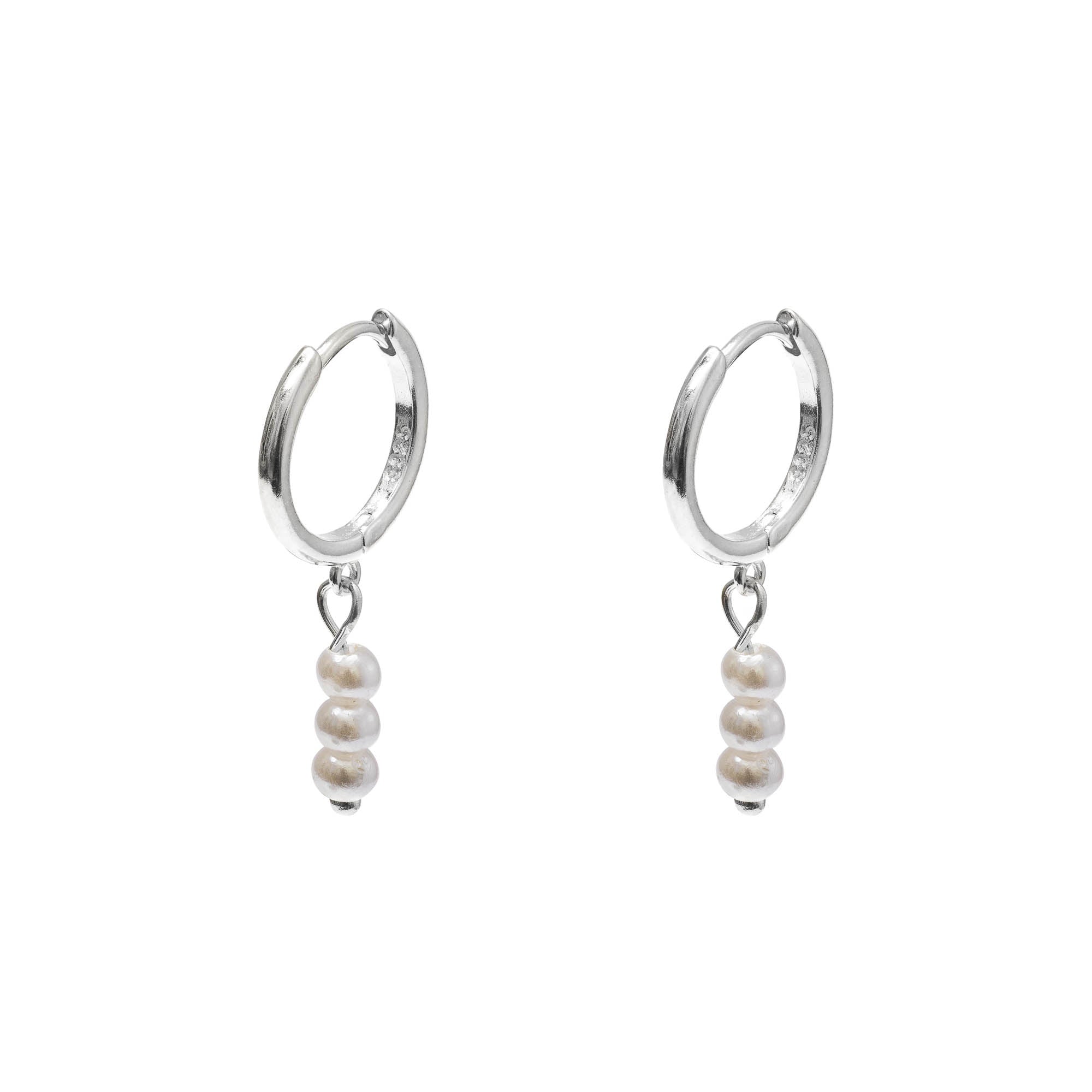 Huggie Pearls | Silver