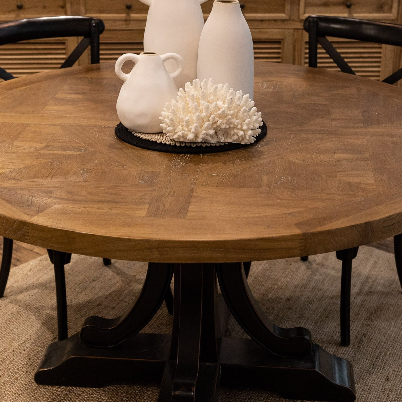 Ronde Round Dining Table Black Base | 3 Sizes