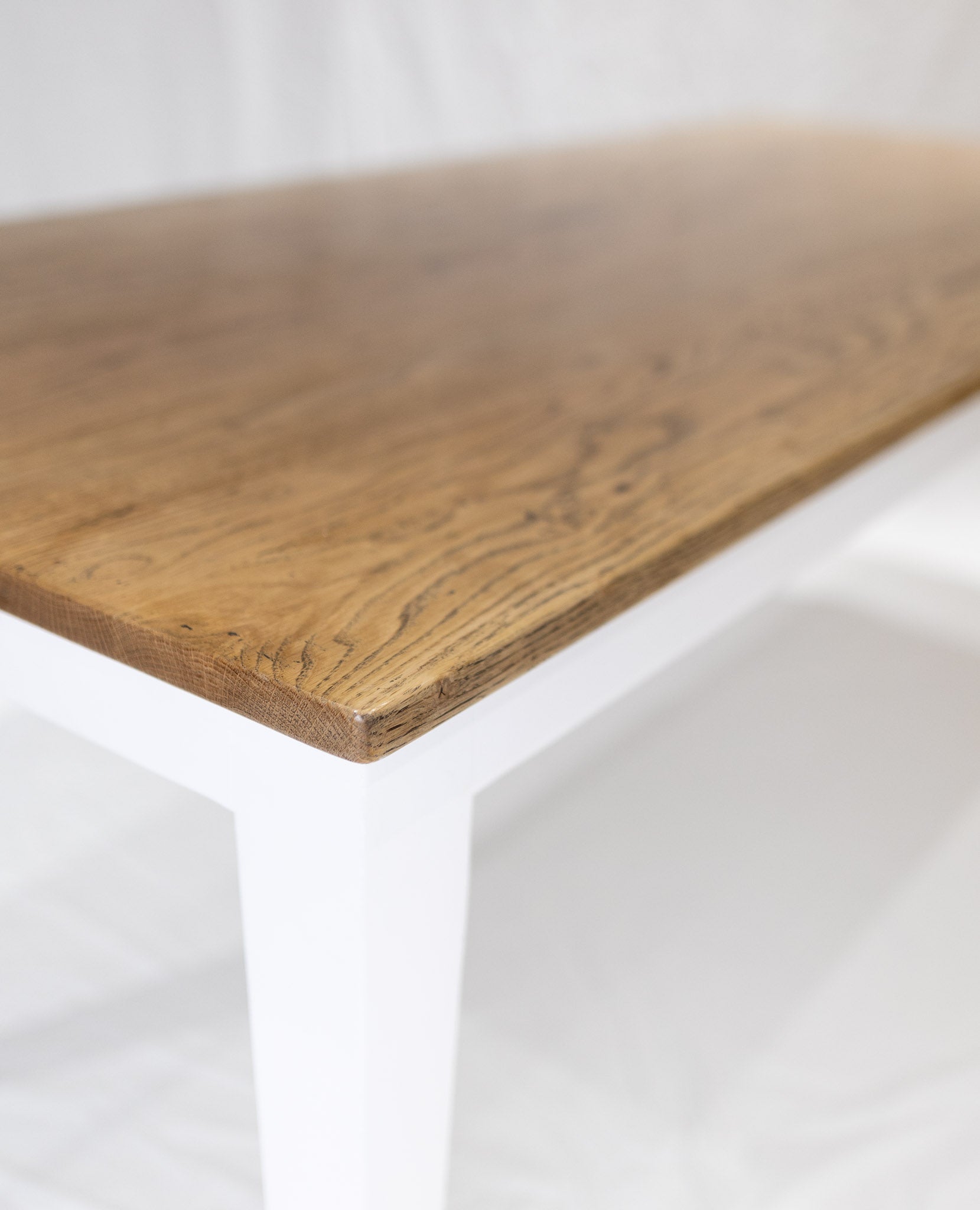 Hampton Dining Table Natural Top & White Base
