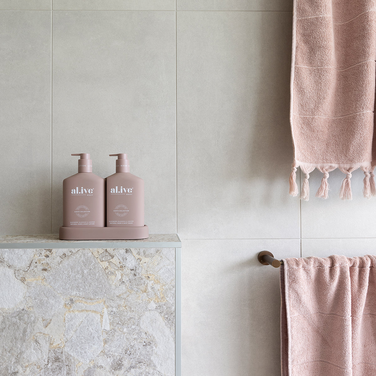 Raspberry Blossom & Juniper Wash & Lotion Duo + Tray