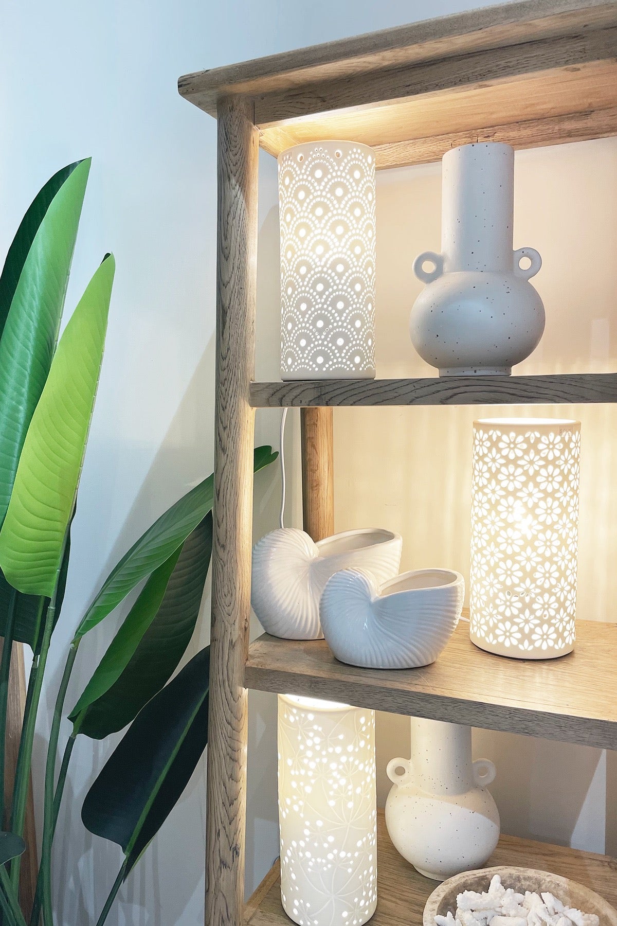 Floral Samara Lamp