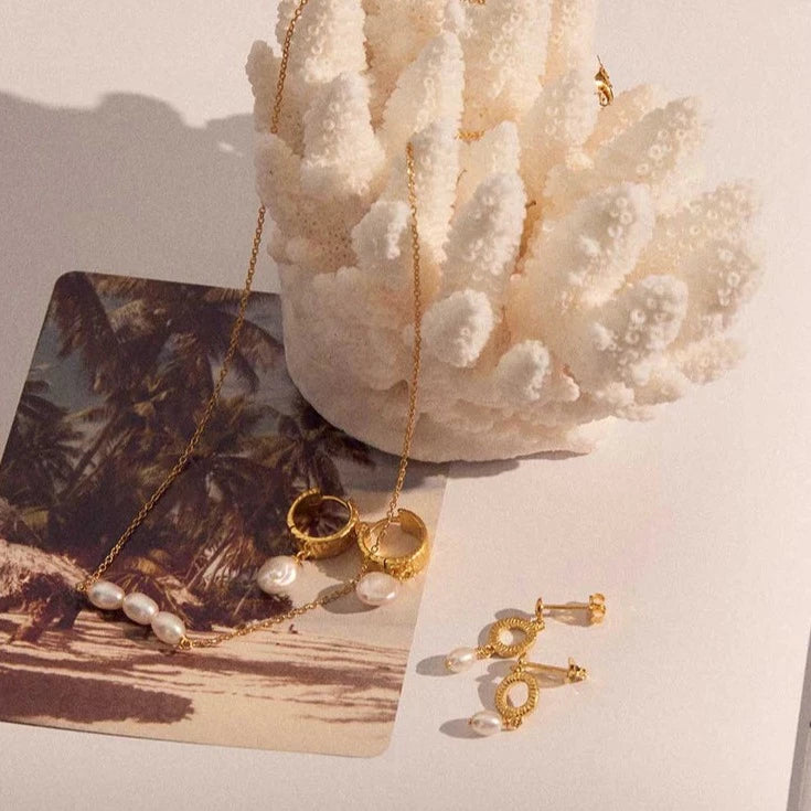 Isole Pearl Earrings | Gold