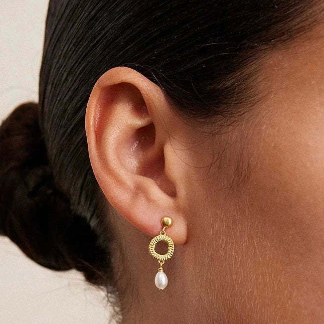 Isole Pearl Earrings | Gold