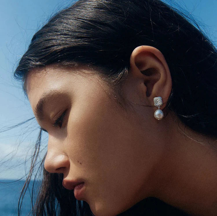 Velvet Swirl Earrings | Silver