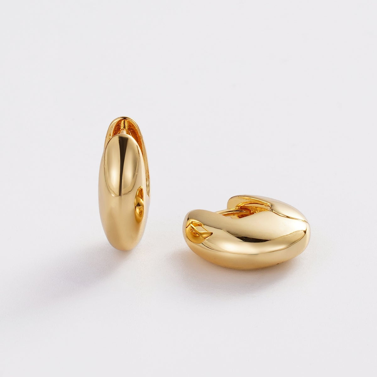 Carrie Hoops | Gold