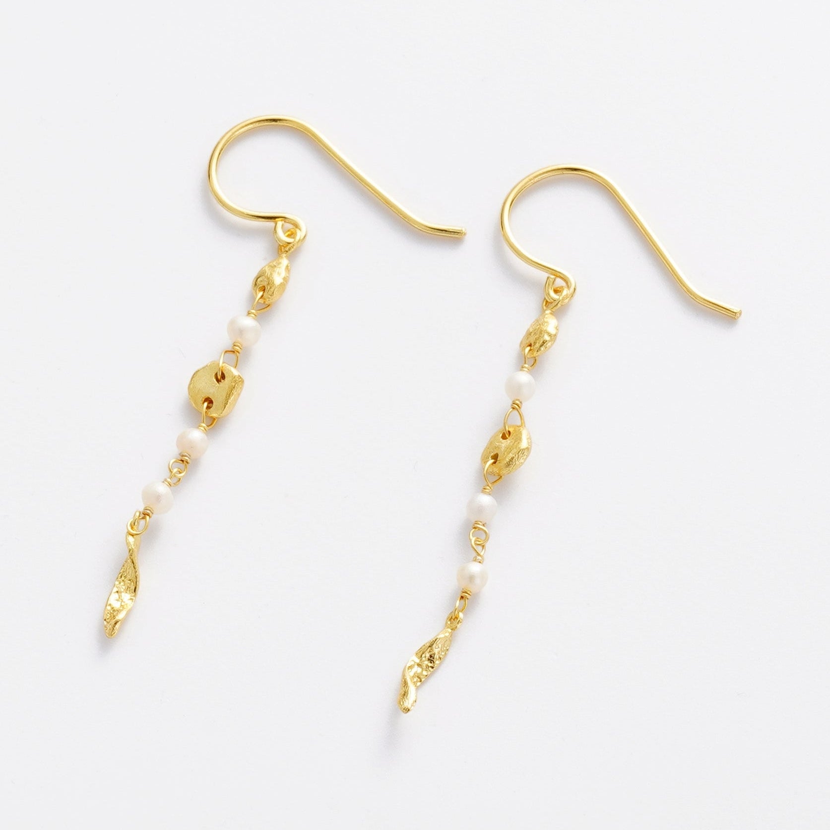 Charlotte Thread Earring | Pearl