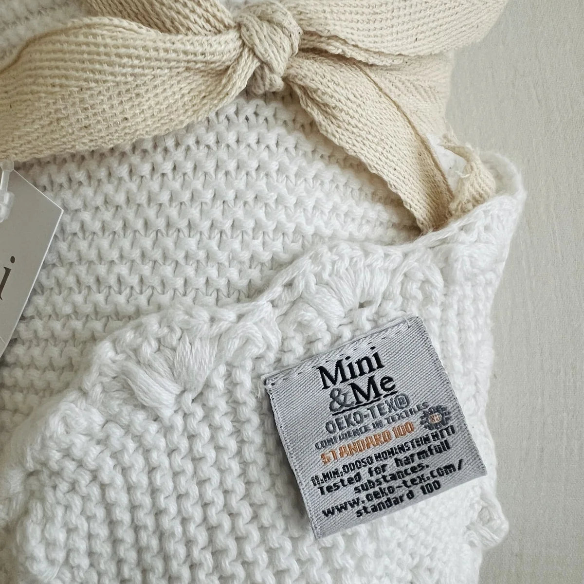 Shell Baby Blanket White