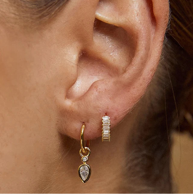 Daisy Gold Earrings | Stone