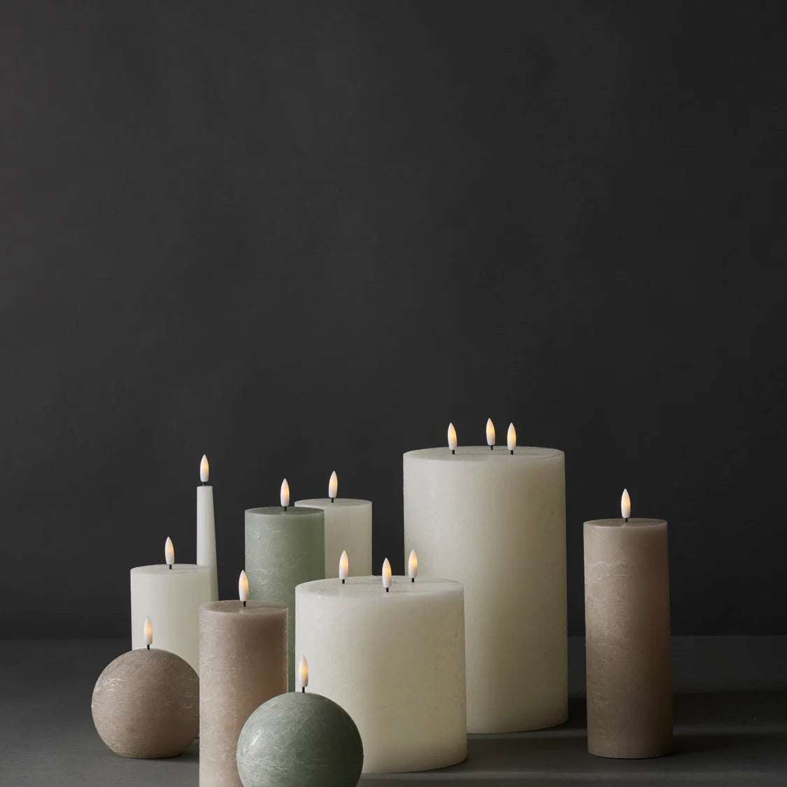 Hughe Triple LED Flickering Candle | 25cm