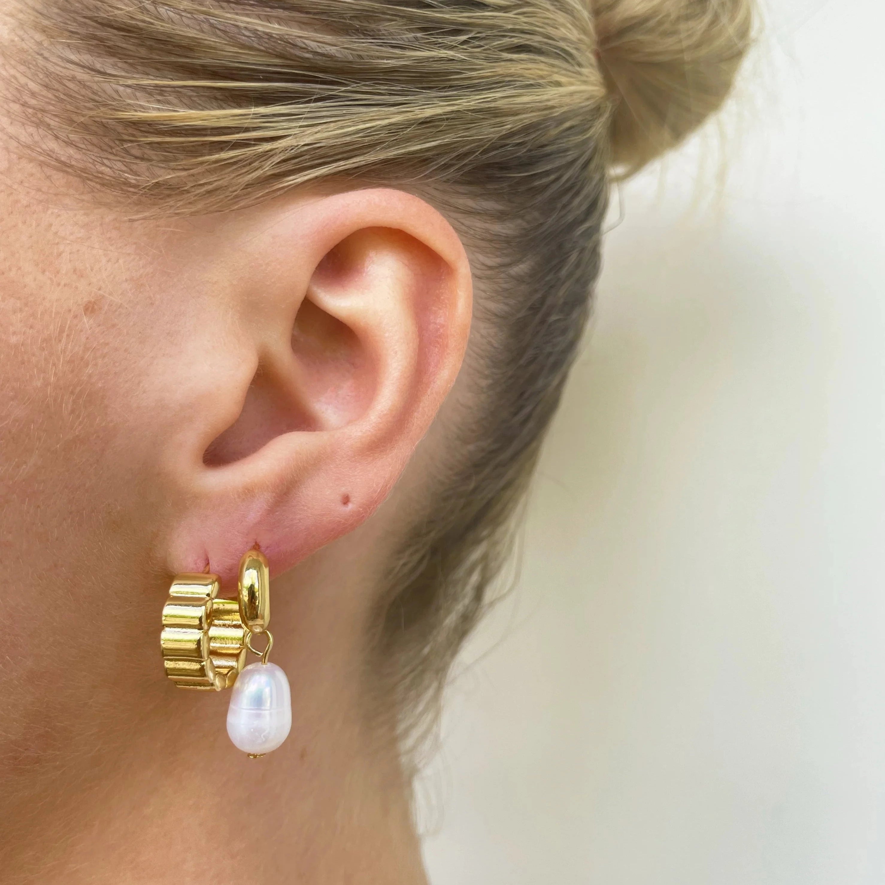 Emma Earrings | Gold