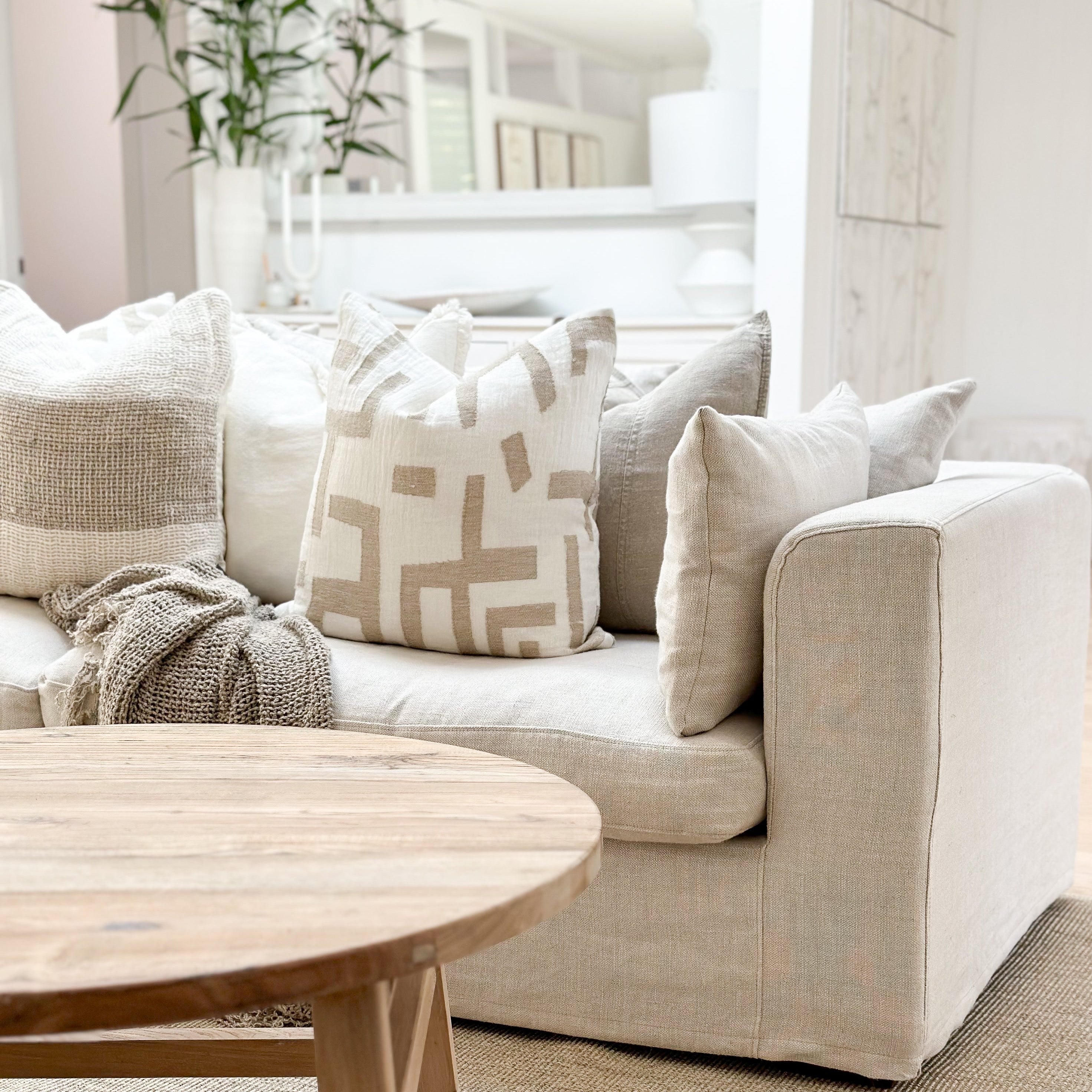 Farmhouse Round Coffee Table