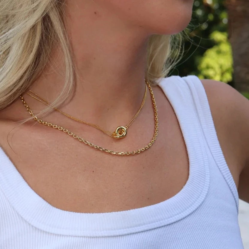 Lily Necklace | Gold