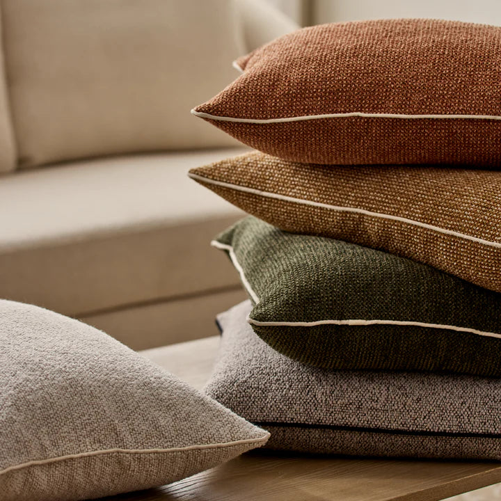 IV25S47Casey Light Neutral Textured Cushion 40X60CM lifestyle