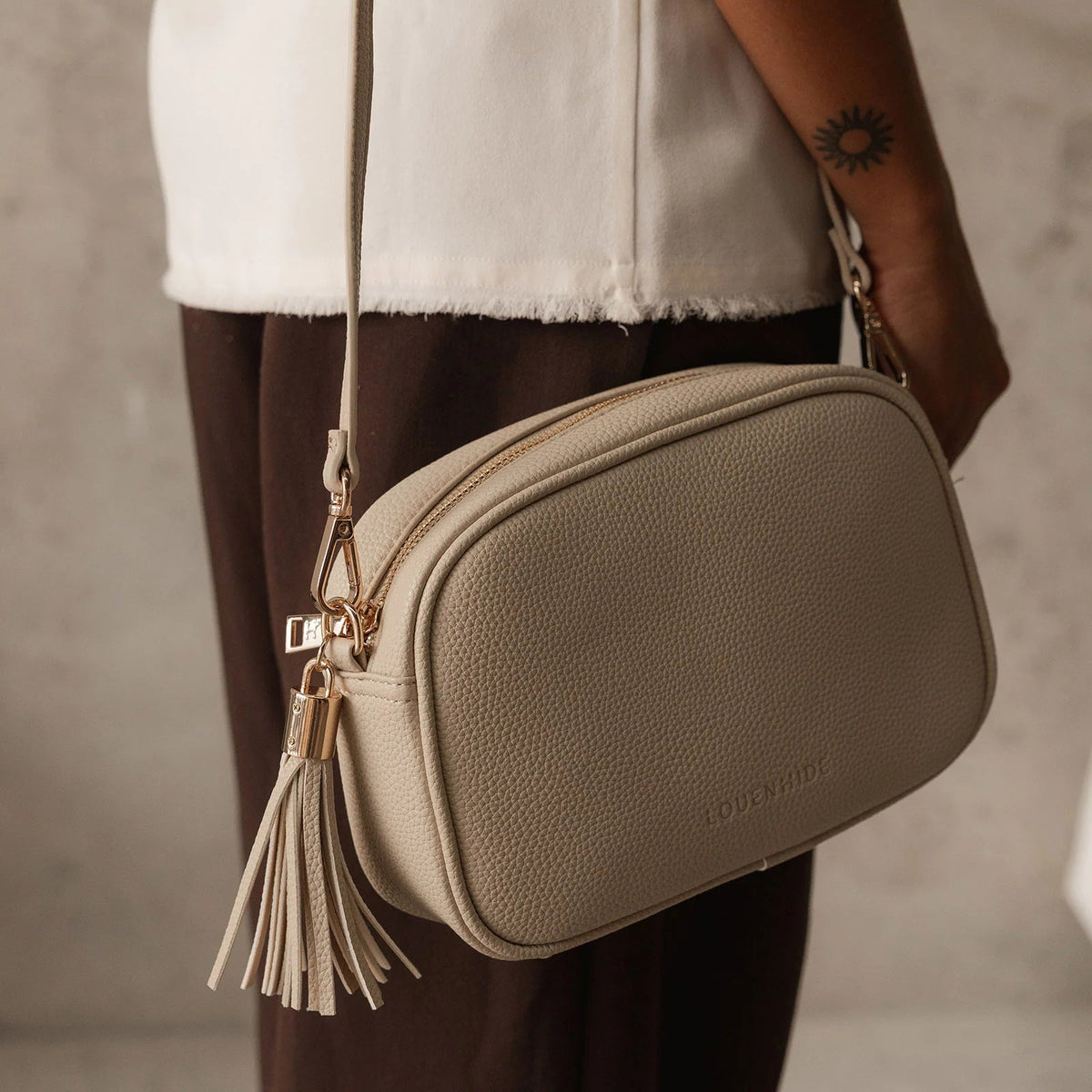 Jacinta Gia Crossbody Bag | Biscotti