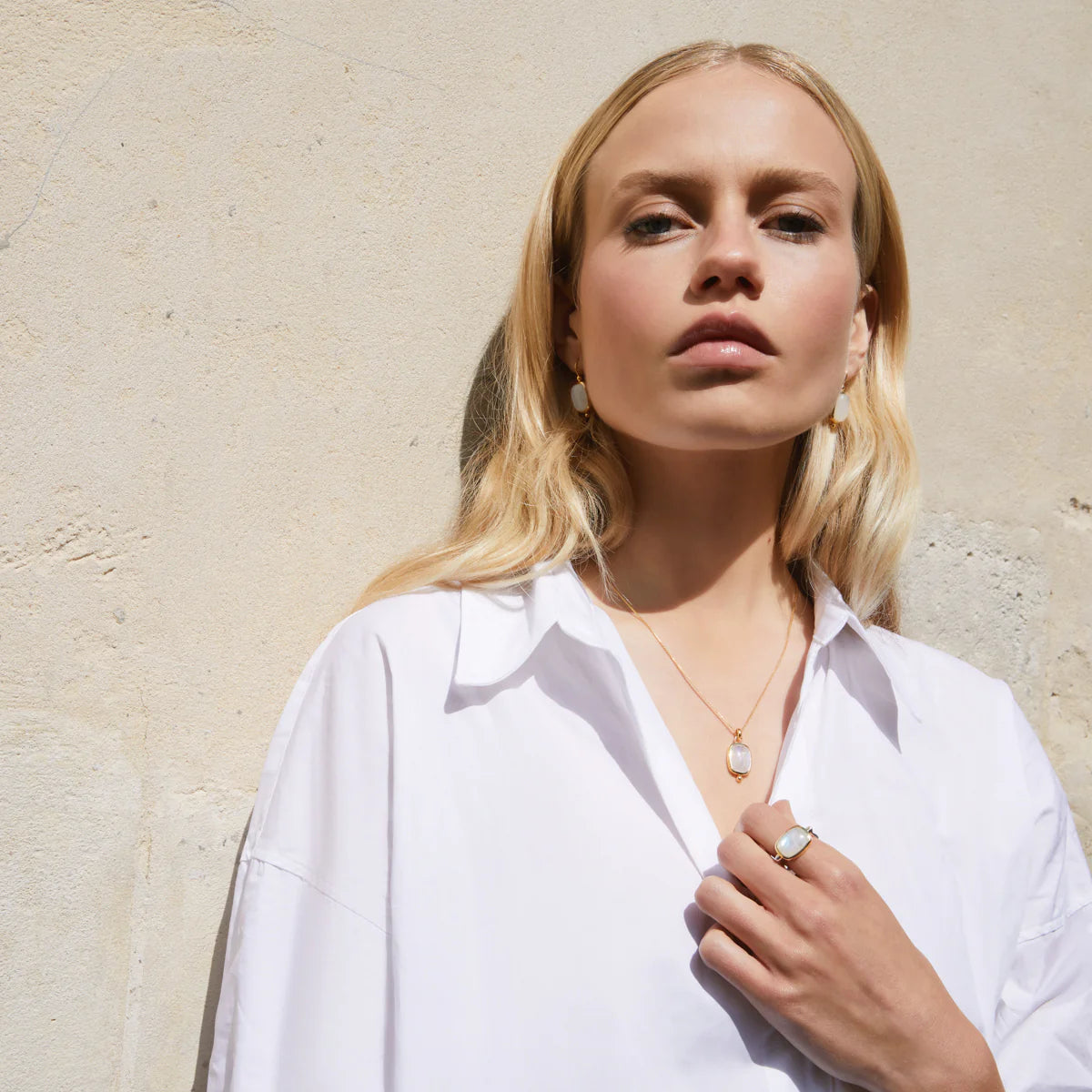 Fleur Rainbow Moonstone Earrings | Gold
