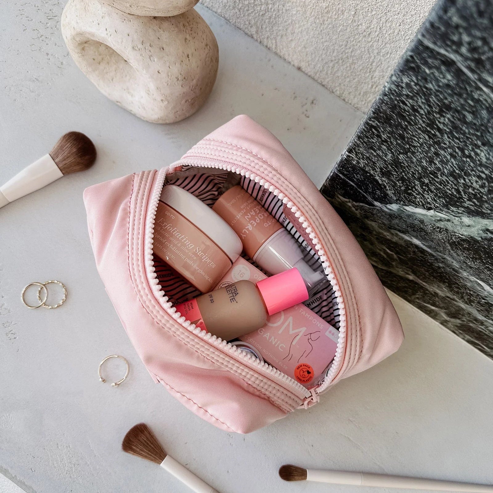 Santi Makeup Bag | Baby Pink