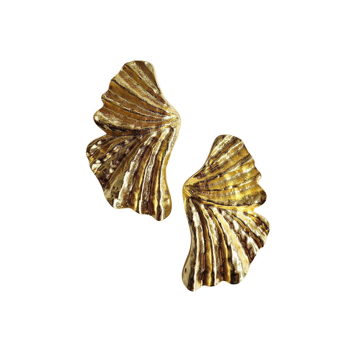 Shell Earrings | Gold