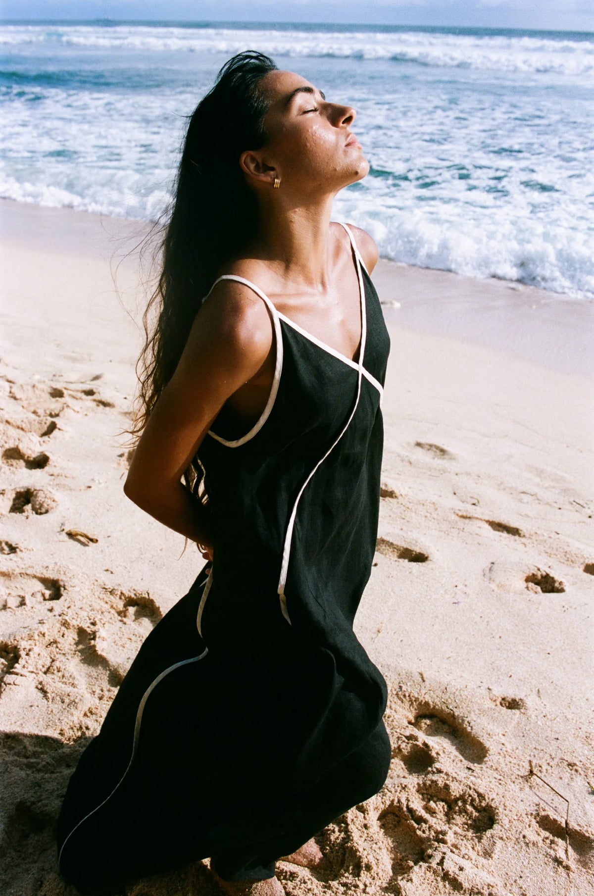 Azalea Linen Dress | Black